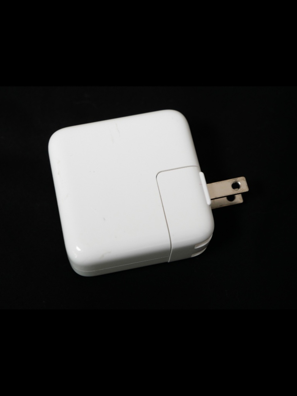 Lightly used Apple USB-C 30w power adapter plug